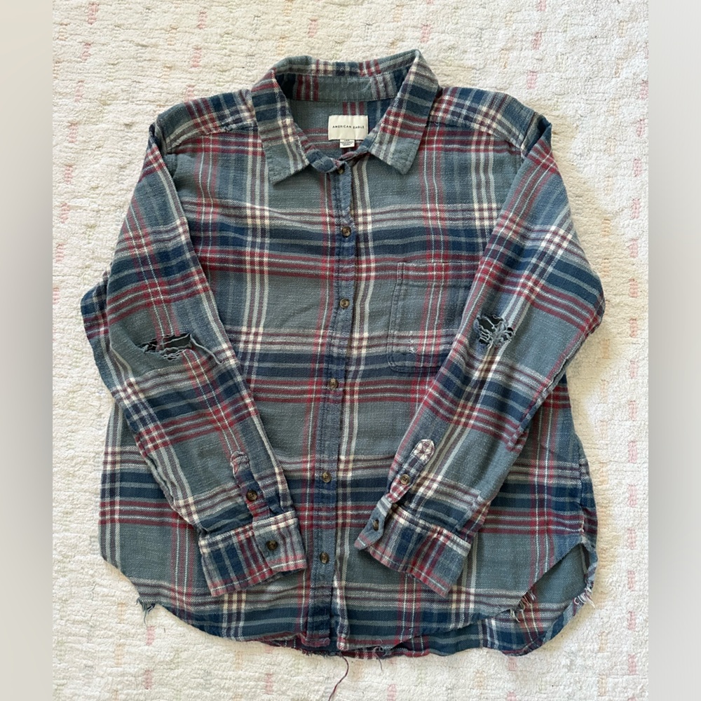 American Eagle Outfitters Distressed Flannel, size L, blue & pink